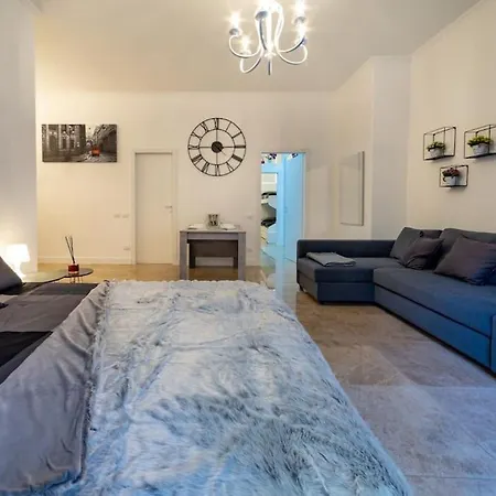 San Babila - Luxury Milanese Apartment Exterior photo