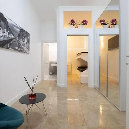 San Babila - Luxury Milanese Apartment Exterior photo