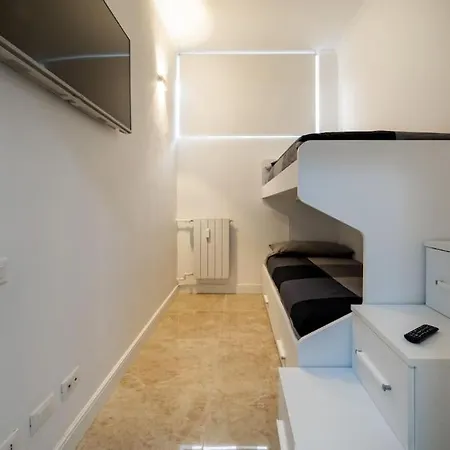 San Babila - Luxury Milanese Apartment Exterior photo