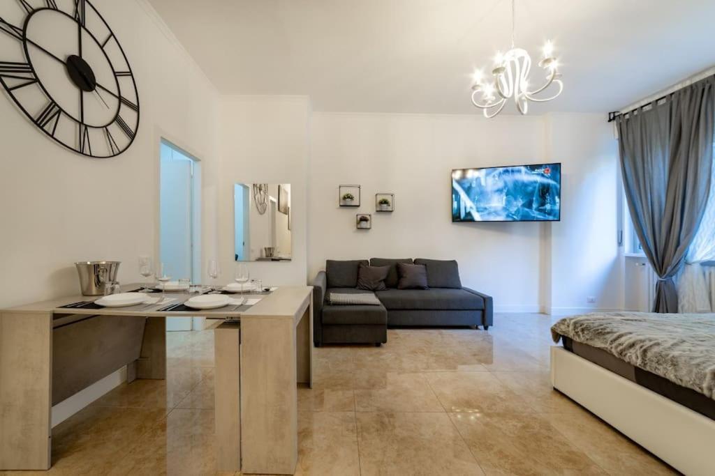 San Babila - Luxury Milanese Appartamento Milano