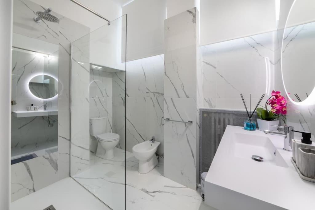 San Babila - Luxury Milanese Appartamento