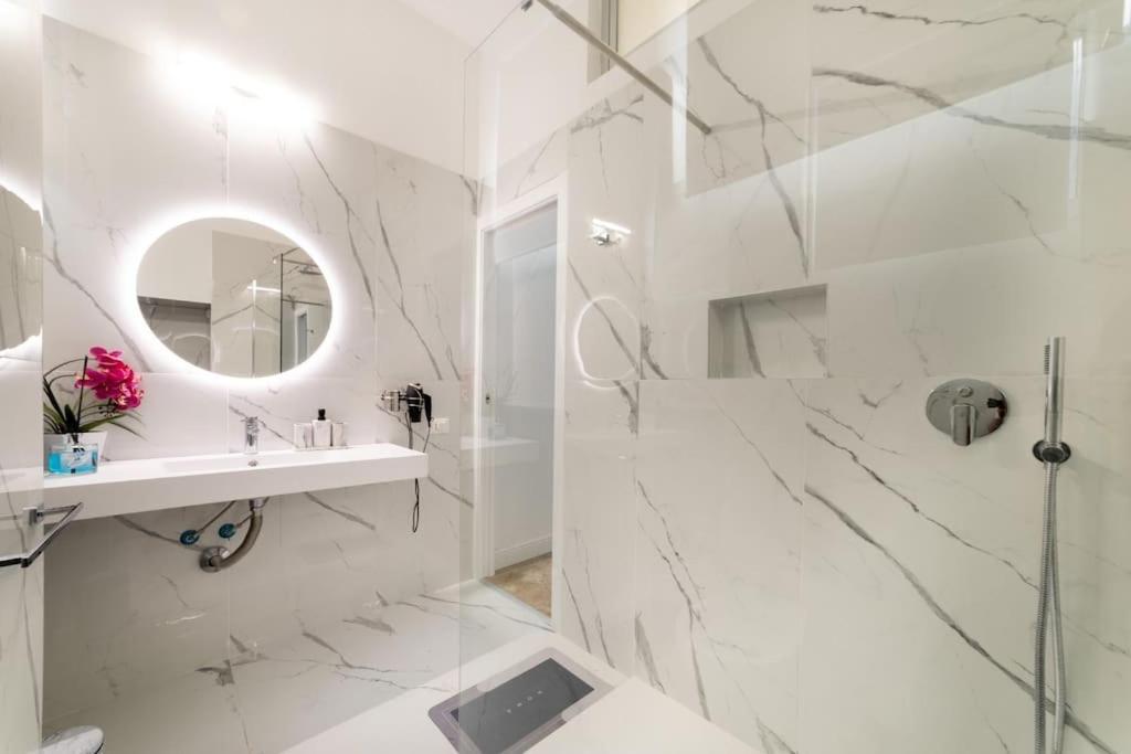 San Babila - Luxury Milanese Appartamento *
